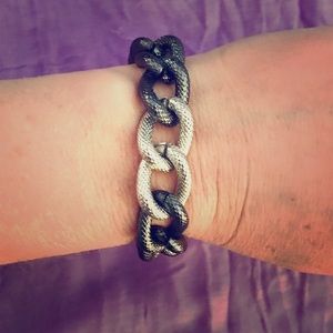 Onyx gold & Silver colored chain linked bracelet